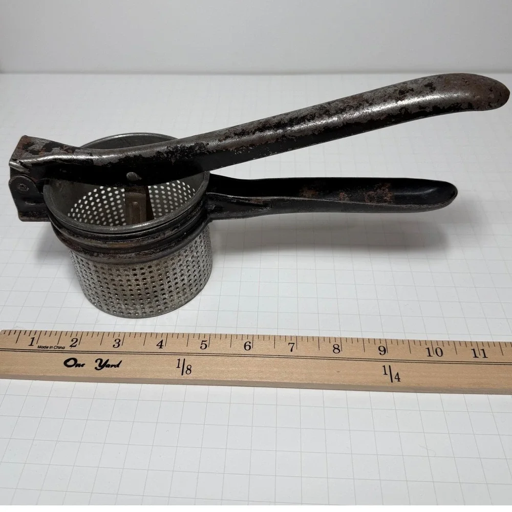 Vintage Black Hawk O'Brien & O'Brien Potato Ricer Metal Kitchen Tool